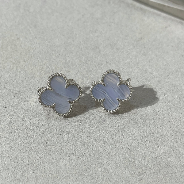 <chiba>KLEEBLATT CHALCEDON SILBER OHRSTECKER</chiba>